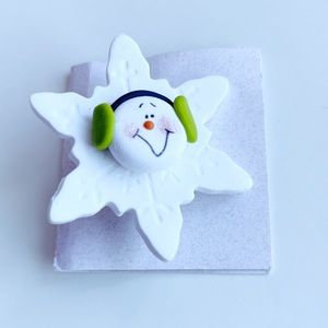 Snowman Pin
